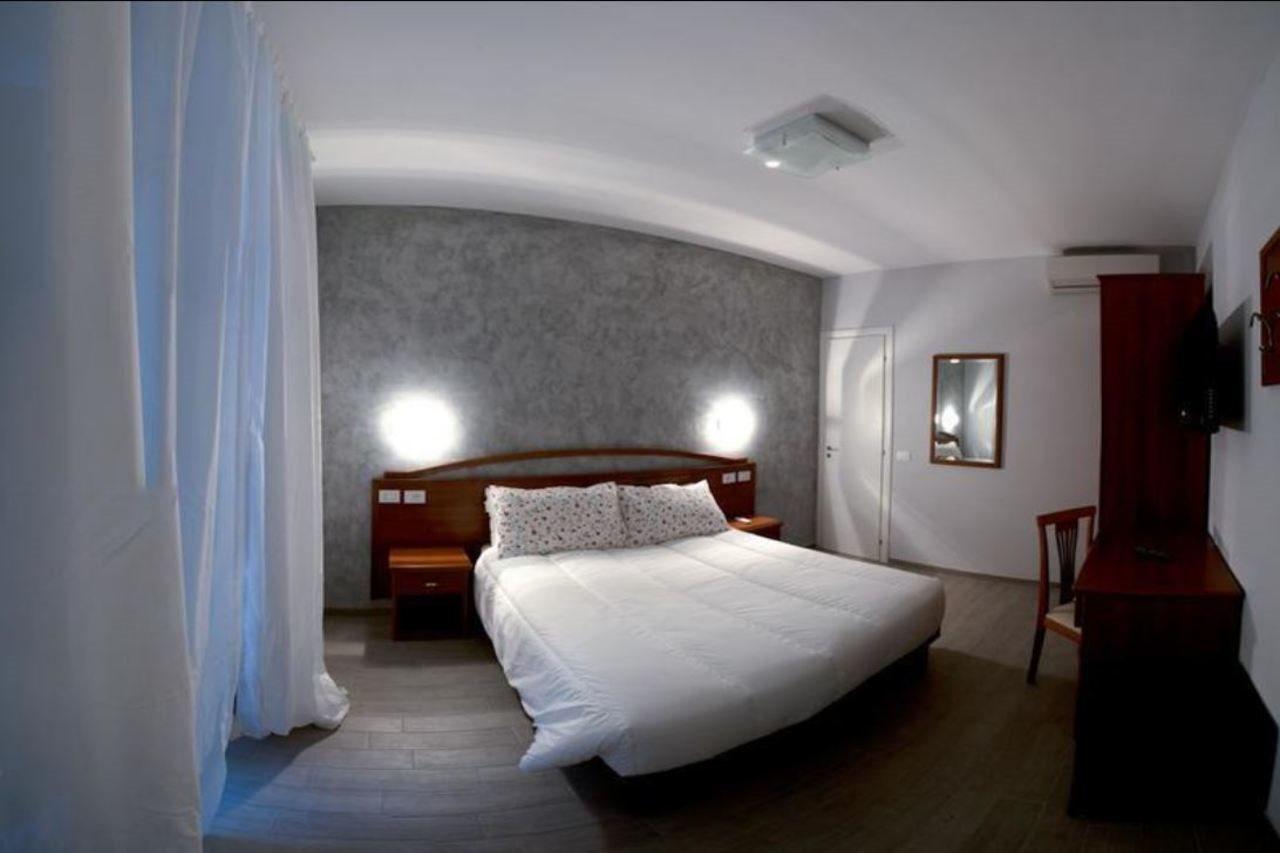 A Casa Nostra Bed & Breakfast Rome Bagian luar foto